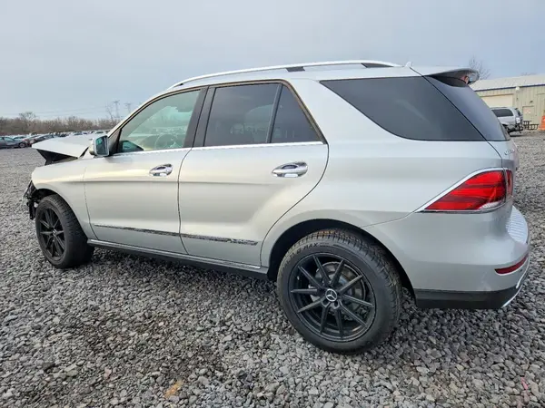 4JGDA5HB6JB165604 2018 MERCEDES-BENZ GLE - Image 2