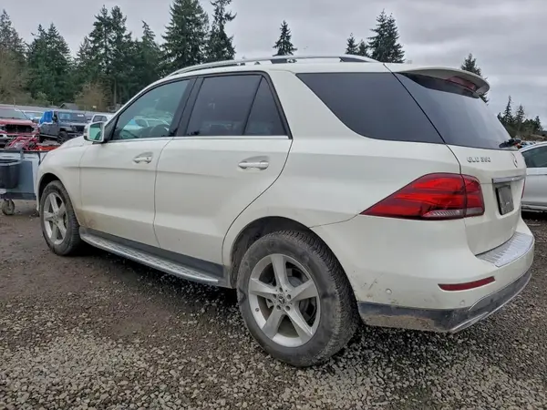 4JGDA5HB6JB185321 2018 MERCEDES-BENZ GLE - Image 2
