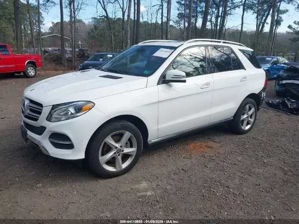 4JGDA5HB6JB202523 2018 MERCEDES-BENZ GLE - Image 2