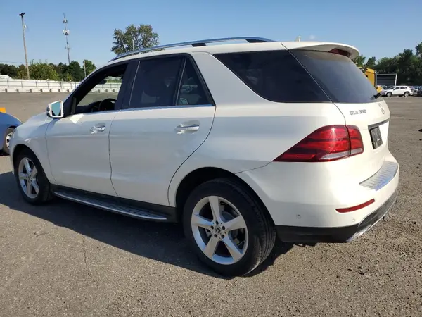 4JGDA5HB6JB202697 2018 MERCEDES-BENZ GLE - Image 2