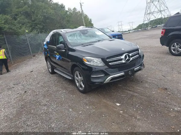 4JGDA5HB7GA623116 2016 MERCEDES-BENZ GLE - Image 1