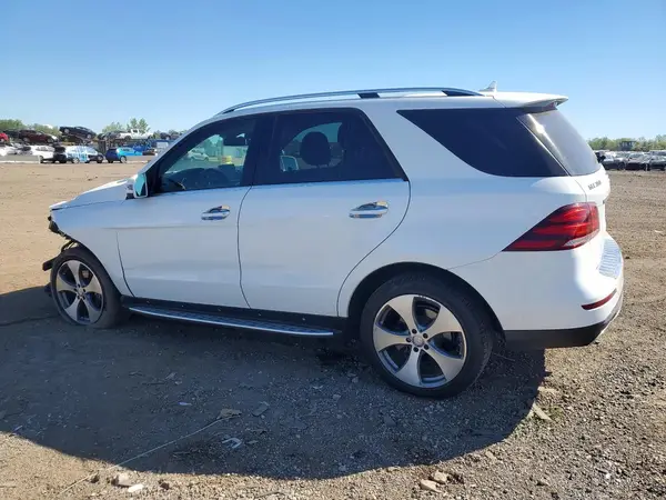4JGDA5HB7GA631412 2016 MERCEDES-BENZ GLE - Image 2