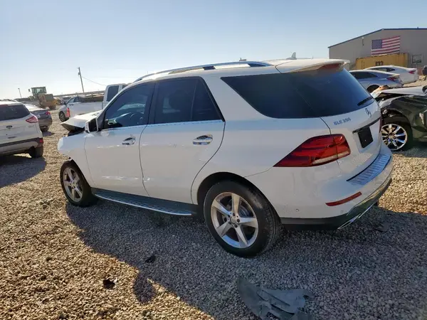 4JGDA5HB7GA656665 2016 MERCEDES-BENZ GLE - Image 2