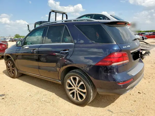 4JGDA5HB7GA658965 2016 MERCEDES-BENZ GLE - Image 2