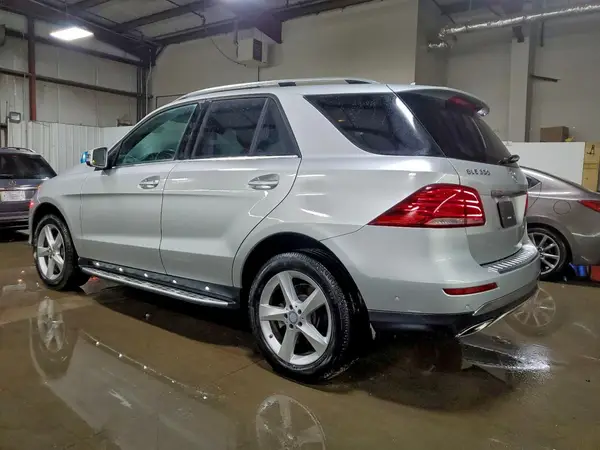 4JGDA5HB7GA747581 2016 MERCEDES-BENZ GLE - Image 2