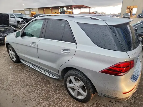 4JGDA5HB7GA792259 2016 MERCEDES-BENZ GLE - Image 2