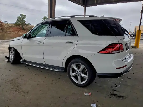 4JGDA5HB7GA796599 2016 MERCEDES-BENZ GLE - Image 2