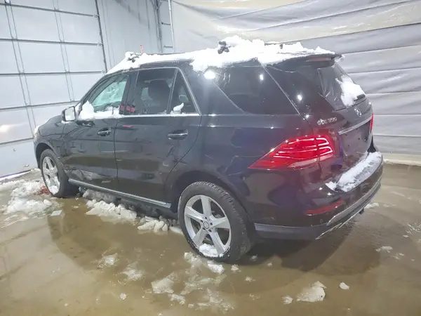 4JGDA5HB7GA805494 2016 MERCEDES-BENZ GLE - Image 2