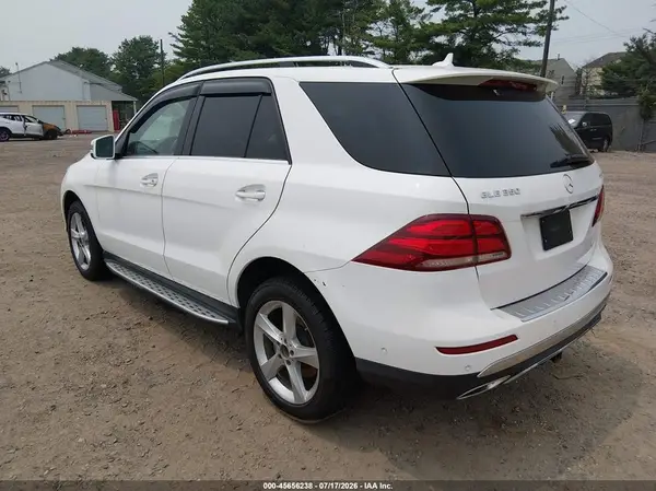 4JGDA5HB7HA836343 2017 MERCEDES-BENZ GLE - Image 2