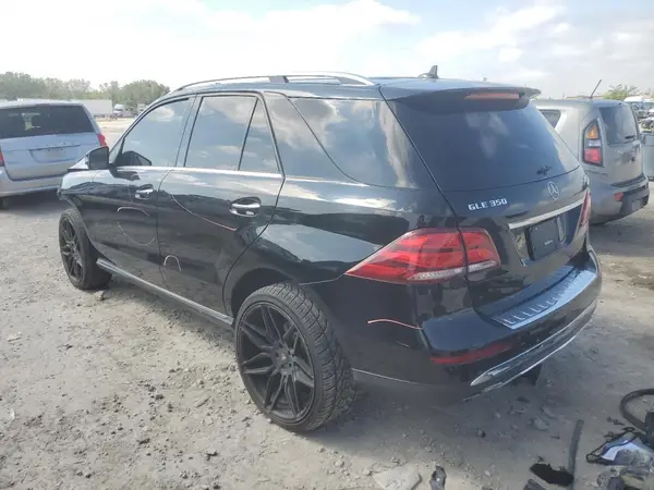 4JGDA5HB7HA869469 2017 MERCEDES-BENZ GLE - Image 2
