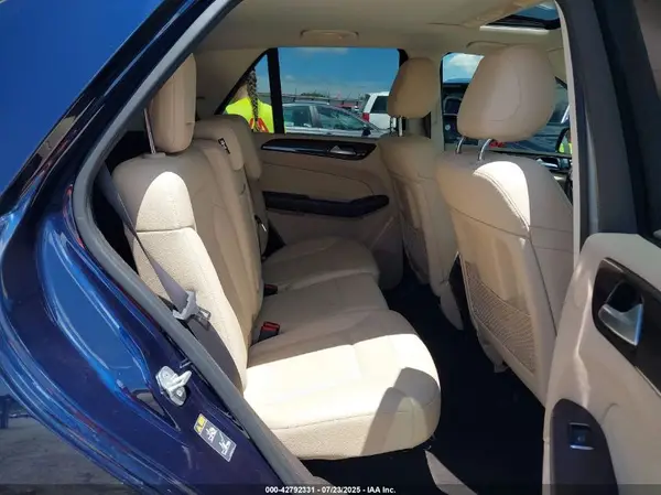 4JGDA5HB7HA908965 2017 MERCEDES-BENZ GLE - Image 8