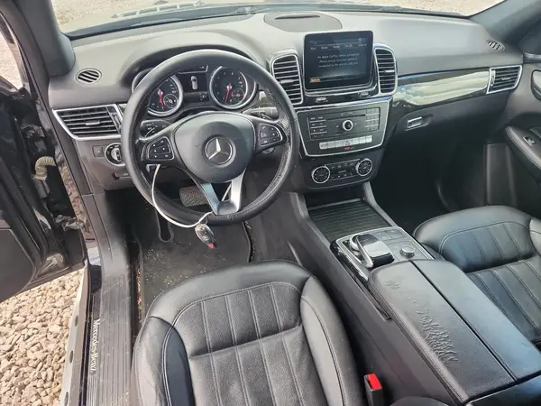 4JGDA5HB7HA945952 2017 MERCEDES-BENZ GLE - Image 8