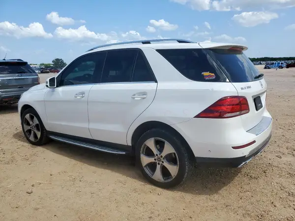 4JGDA5HB7HA951265 2017 MERCEDES-BENZ GLE - Image 2