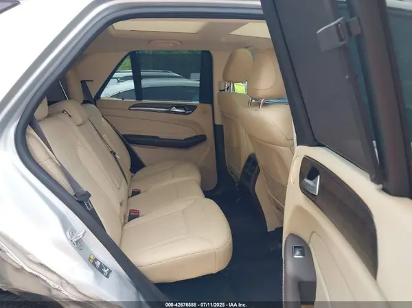4JGDA5HB7HA960340 2017 MERCEDES-BENZ GLE - Image 8