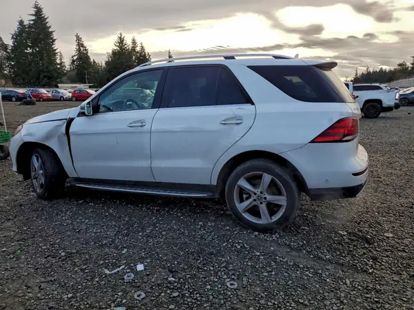 4JGDA5HB7JB018773 2018 MERCEDES-BENZ GLE - Image 2