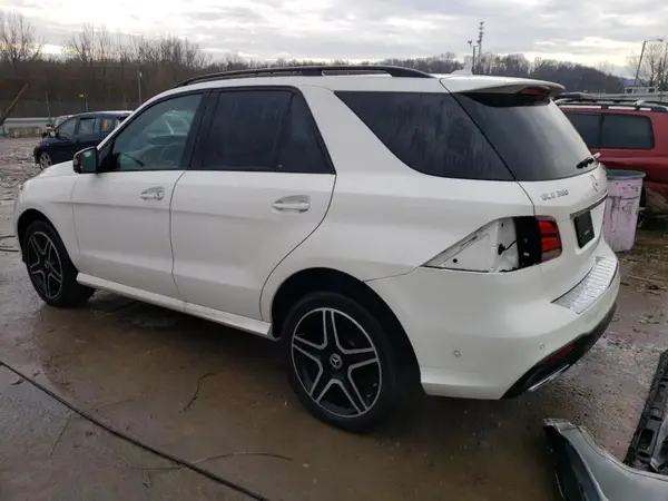 4JGDA5HB7JB086300 2018 MERCEDES-BENZ GLE - Image 2