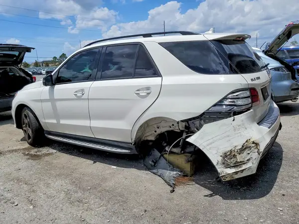 4JGDA5HB7JB087088 2018 MERCEDES-BENZ GLE - Image 2