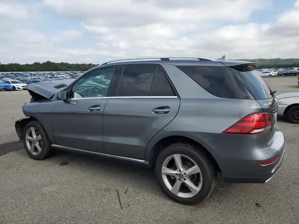 4JGDA5HB7JB095157 2018 MERCEDES-BENZ GLE - Image 2