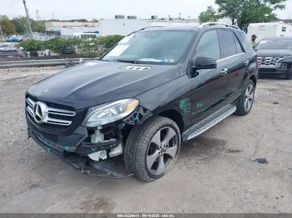 4JGDA5HB7JB116296 2018 MERCEDES-BENZ GLE - Image 2