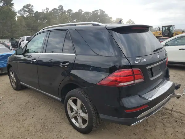 4JGDA5HB7JB127024 2018 MERCEDES-BENZ GLE - Image 2