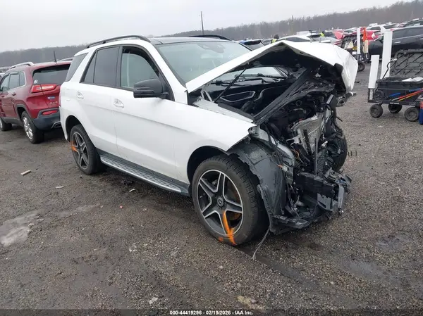 4JGDA5HB7JB129761 2018 MERCEDES-BENZ GLE - Image 1