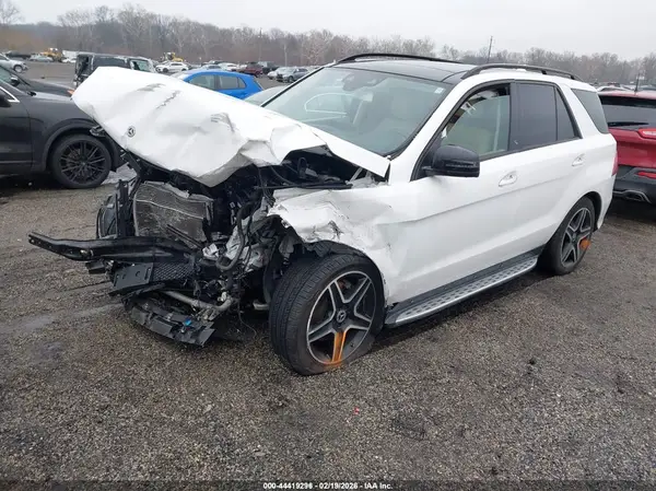 4JGDA5HB7JB129761 2018 MERCEDES-BENZ GLE - Image 2
