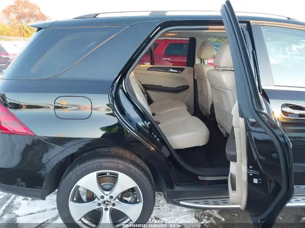 4JGDA5HB7JB151579 2018 MERCEDES-BENZ GLE - Image 8