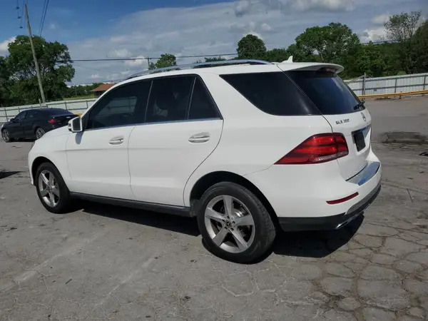 4JGDA5HB7JB154918 2018 MERCEDES-BENZ GLE - Image 2