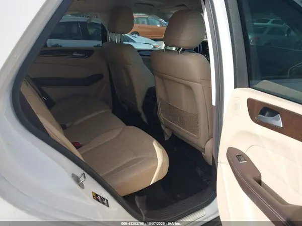 4JGDA5HB7JB156250 2018 MERCEDES-BENZ GLE - Image 8