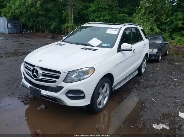 4JGDA5HB7JB157348 2018 MERCEDES-BENZ GLE - Image 2