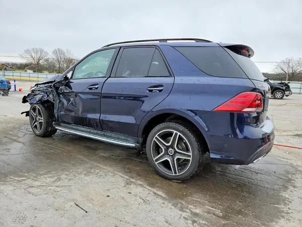 4JGDA5HB7JB157737 2018 MERCEDES-BENZ GLE - Image 2