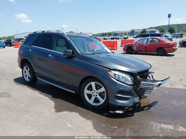 4JGDA5HB8GA696477 2016 MERCEDES-BENZ GLE - Image 1