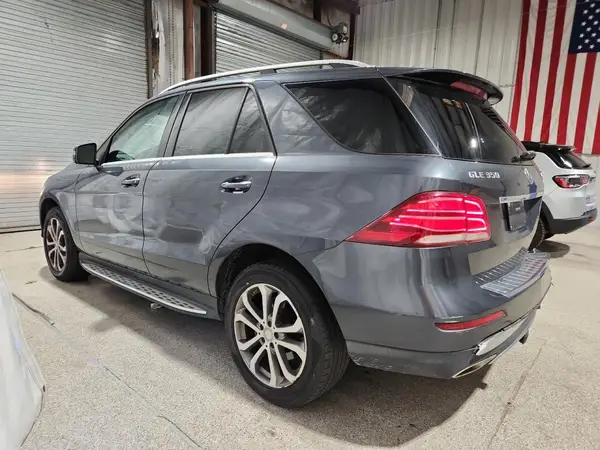 4JGDA5HB8GA700916 2016 MERCEDES-BENZ GLE - Image 2