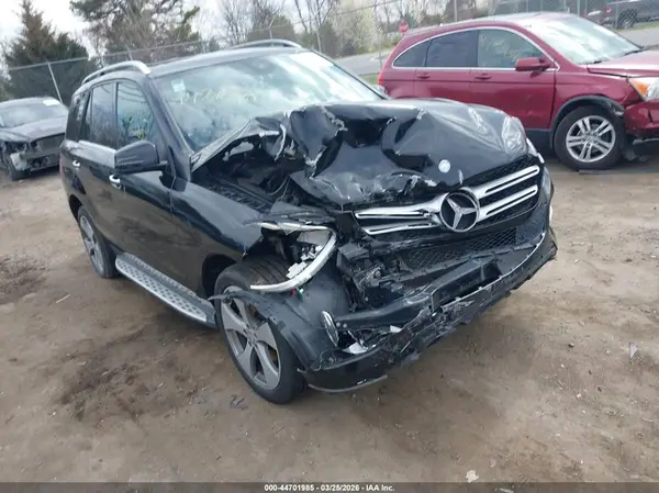 4JGDA5HB8GA745015 2016 MERCEDES-BENZ GLE - Image 1