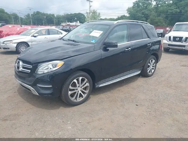 4JGDA5HB8GA786051 2016 MERCEDES-BENZ GLE - Image 2
