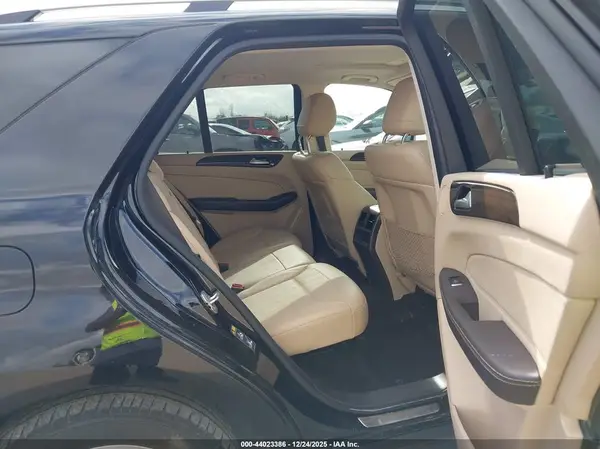 4JGDA5HB8GA798863 2016 MERCEDES-BENZ GLE - Image 8