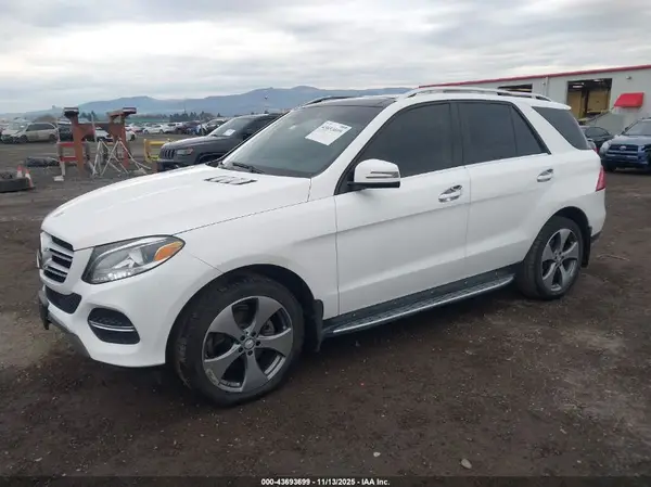 4JGDA5HB8GA805438 2016 MERCEDES-BENZ GLE - Image 2