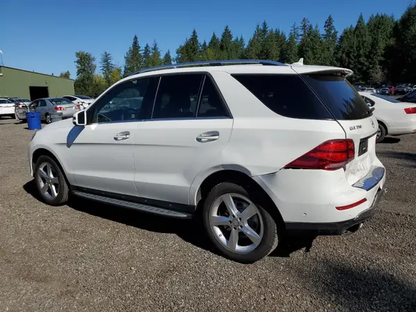 4JGDA5HB8GA809912 2016 MERCEDES-BENZ GLE - Image 2