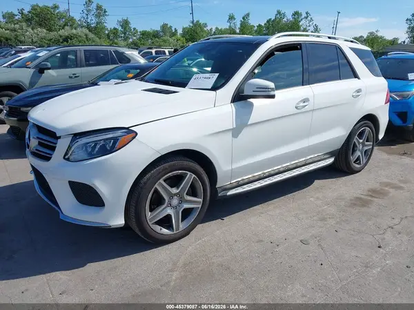 4JGDA5HB8HA817929 2017 MERCEDES-BENZ GLE - Image 2