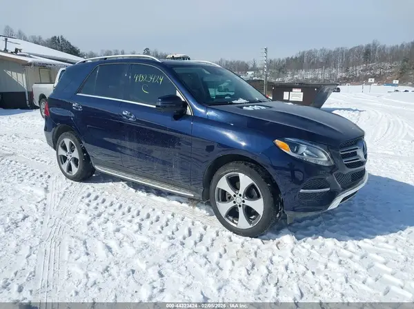 4JGDA5HB8HA818689 2017 MERCEDES-BENZ GLE - Image 1