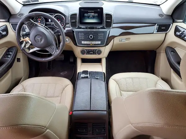 4JGDA5HB8HA828302 2017 MERCEDES-BENZ GLE - Image 8