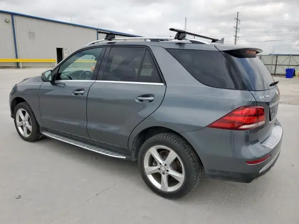 4JGDA5HB8HA853071 2017 MERCEDES-BENZ GLE - Image 2
