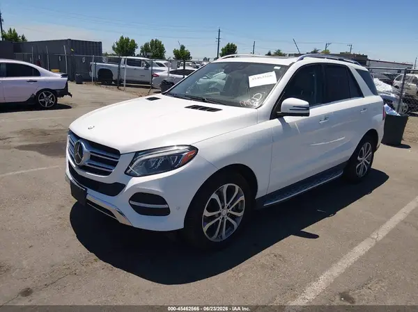 4JGDA5HB8HA864958 2017 MERCEDES-BENZ GLE - Image 2