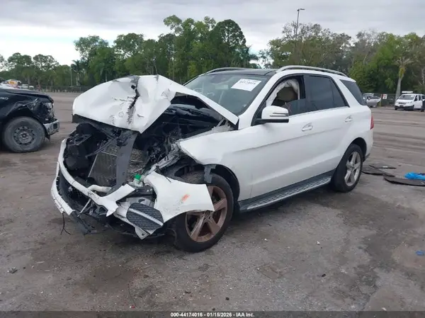 4JGDA5HB8HA870436 2017 MERCEDES-BENZ GLE - Image 2