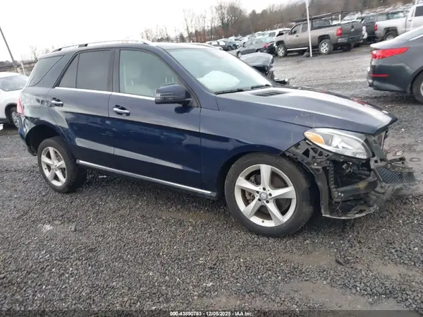 4JGDA5HB8HA881503 2017 MERCEDES-BENZ GLE - Image 1