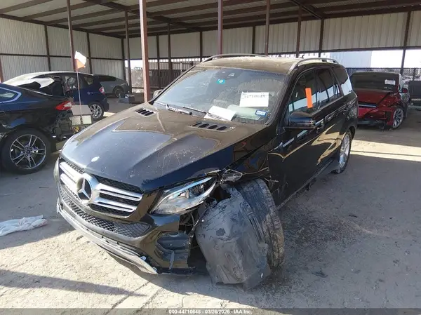 4JGDA5HB8HA888788 2017 MERCEDES-BENZ GLE - Image 2