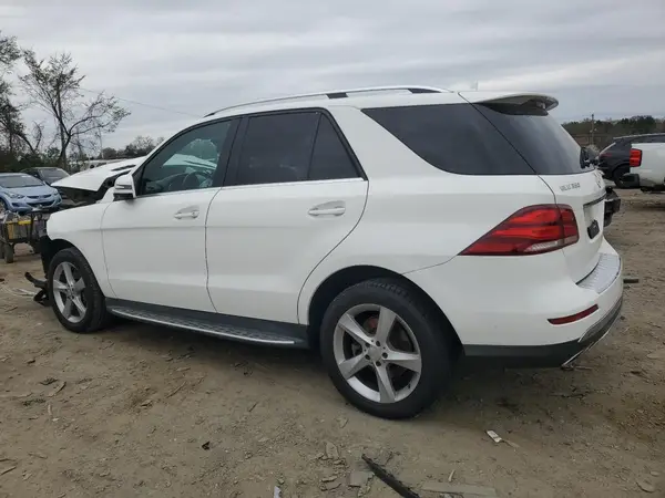 4JGDA5HB8HA899046 2017 MERCEDES-BENZ GLE - Image 2