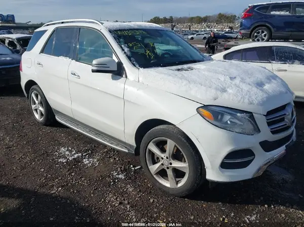 4JGDA5HB8HA903354 2017 MERCEDES-BENZ GLE - Image 1