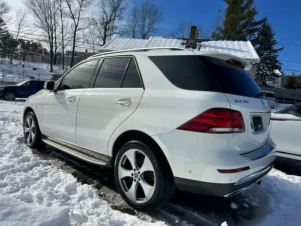 4JGDA5HB8HA906612 2017 MERCEDES-BENZ GLE - Image 2