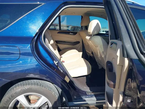 4JGDA5HB8HA921658 2017 MERCEDES-BENZ GLE - Image 8